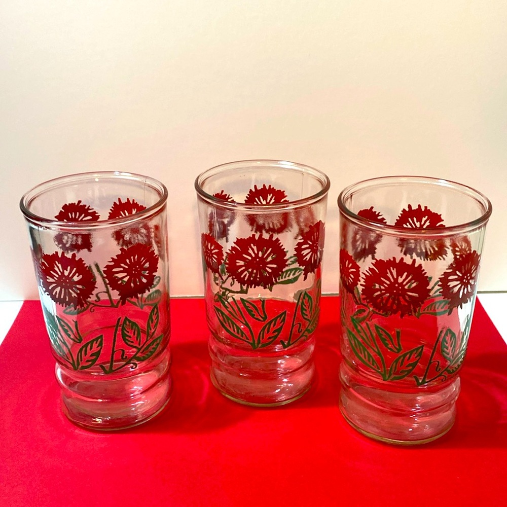 Vintage Mid Century Retro Nostalgic 1950’s Set Of 3 Daisy Juice Glasses